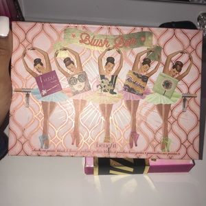 Benefit Blush Bar